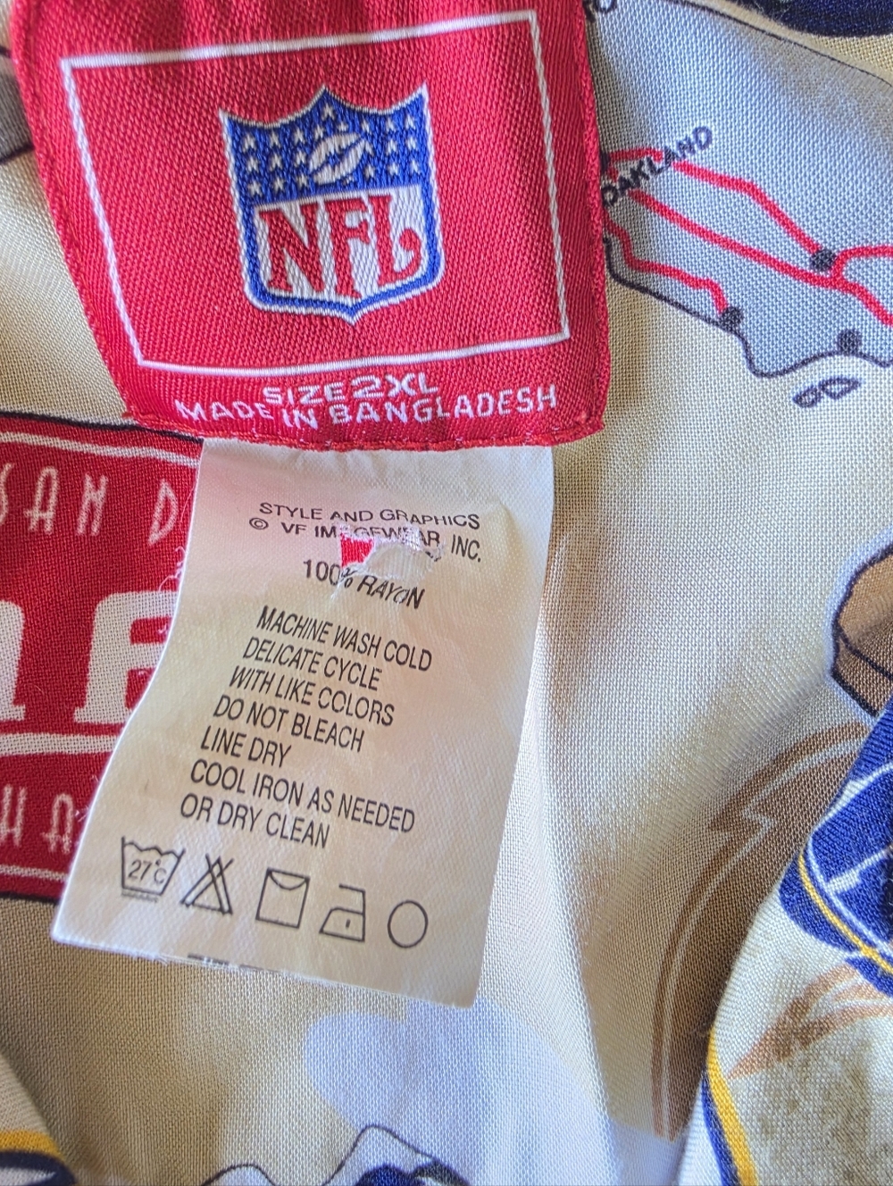Vintage NFL San Diego Chargers Aloha Hawaiian Button Up Shirt AFC Size 2XL Men's - Picture 5 of 7
